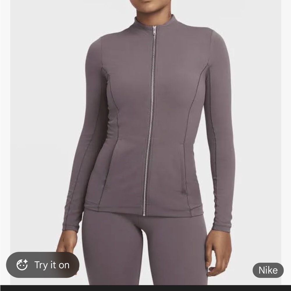 Nike Yoga Luxe Dri-FIT Jacket in Gray